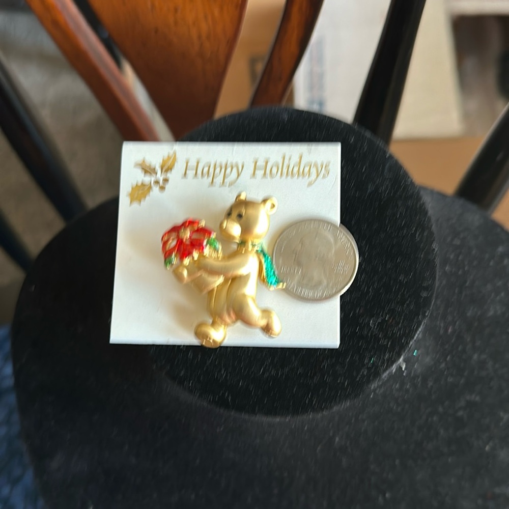 Final Price $5: happy Holidays Bear Pin